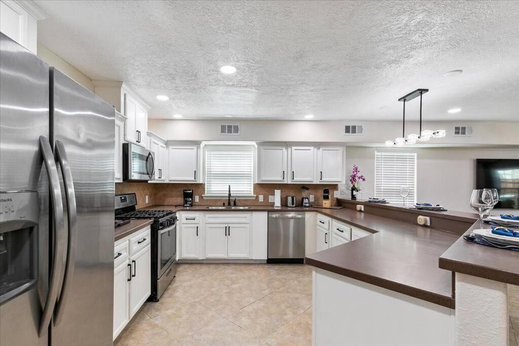 Lucky House - Tranquility In The Middle Of Houston - Tv In Every Room - 300 M2 מראה חיצוני תמונה